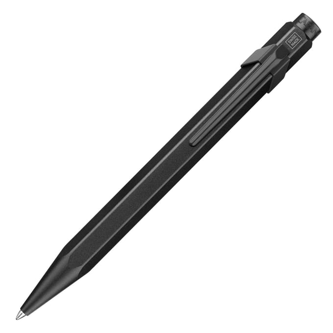 CARAN D'ACHE 849 XL BLACK CODE balpen met drukknop, zwart