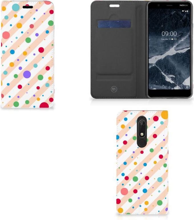 Nokia 5.1 (2018) Hoesje met Magneet Dots