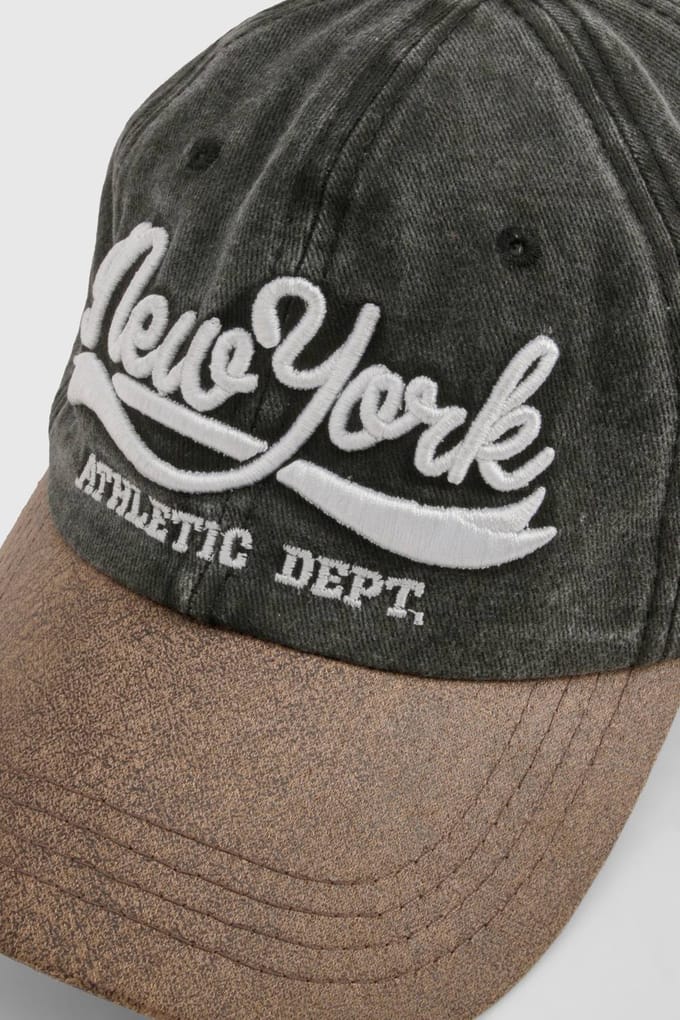 boohoo Dames New York Geborduurde Baseballpet | Grijs