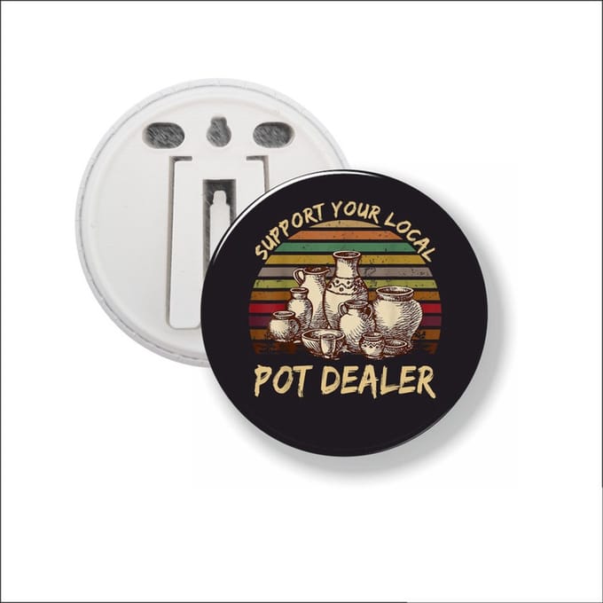 Button Met Clip 58 MM - Support You Local Pot Dealer