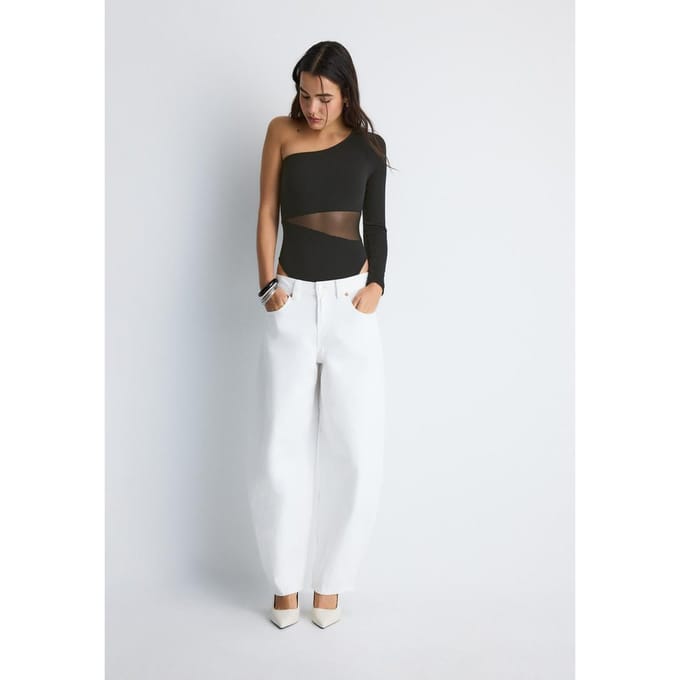 Stradivarius Asymmetrische body met transparantie  Zwart M