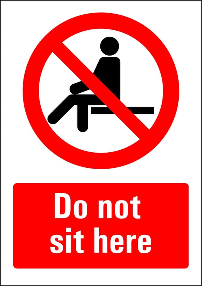 Do not sit here sticker 210 x 297 mm