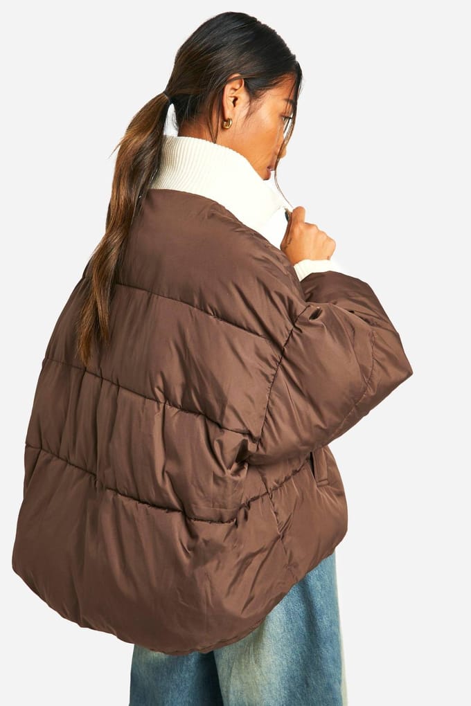 boohoo Dames Contrasterende Geribbelde Pufferjas | Chocolate | Maat: 14