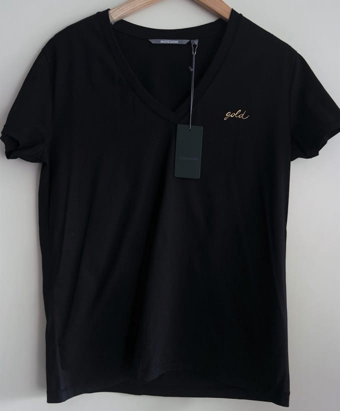 Moscow Gold Tshirt - V Hals - Zwart - Maat S