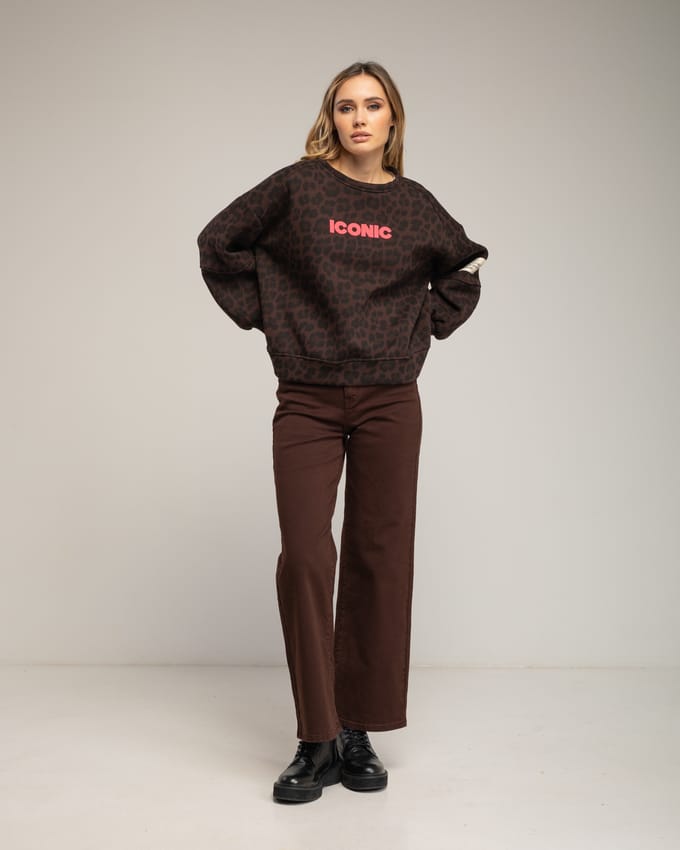 Basic wide leg jeans met een hoge taille.