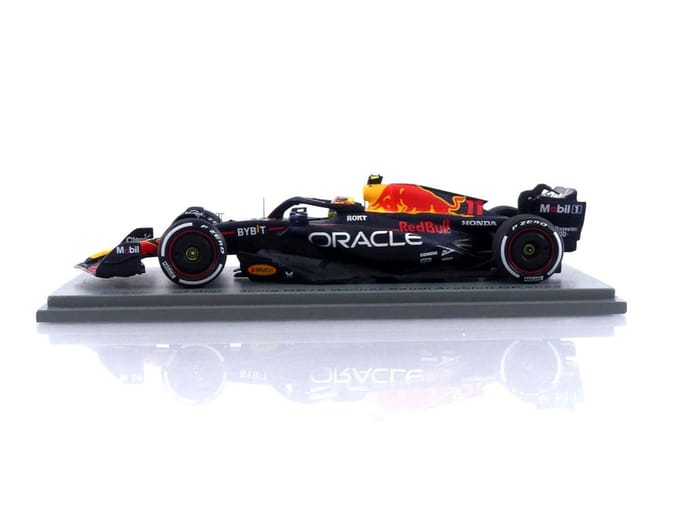 Red Bull Racing RB19 Spark Models Modelauto 1:43 2023 Sergio Perez ORACLE Red Bull Racing S8570