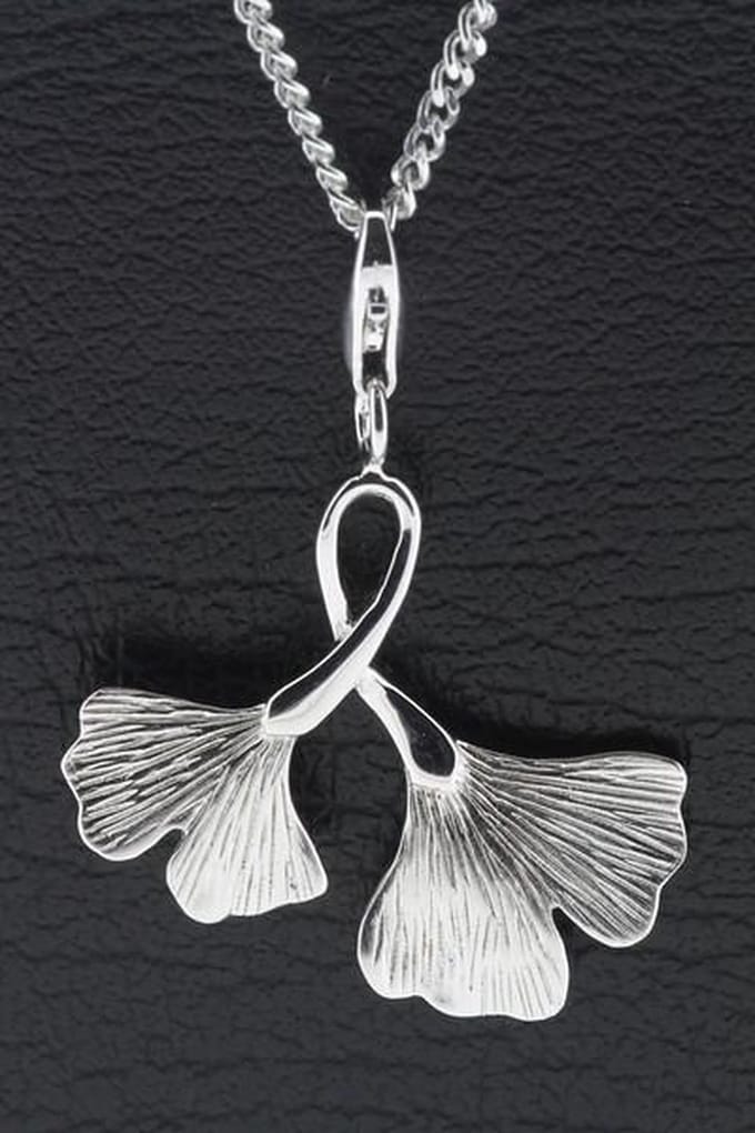 Zilveren Ginkgo dubbel blad hanger én bedel