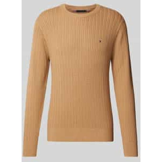 Slim fit gebreide pullover met visgraatstructuur