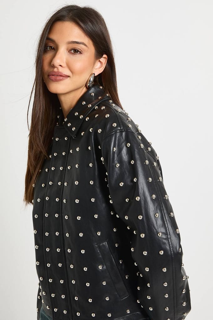 boohoo Dames Super Soft Premium Nepleer Jas met studs | Black | Maat: 8