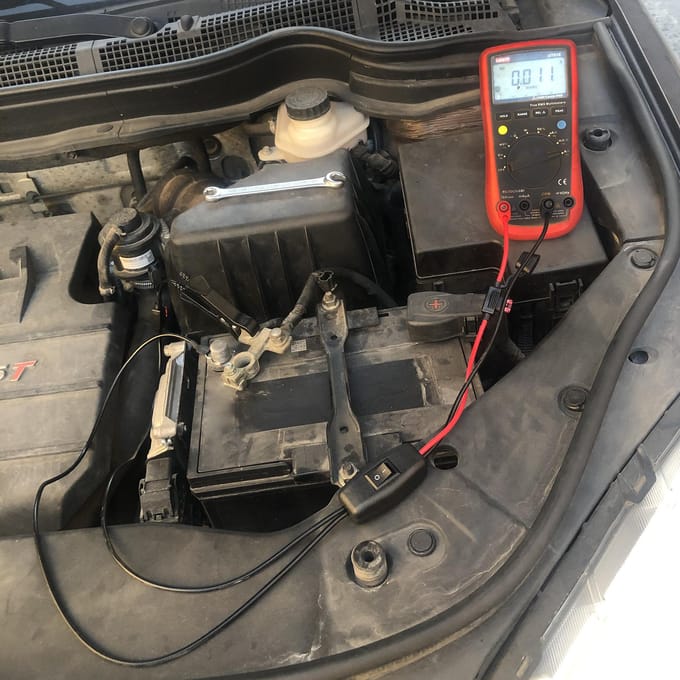 Testeur de vidange parasite pour les tests de batteries automobiles noir