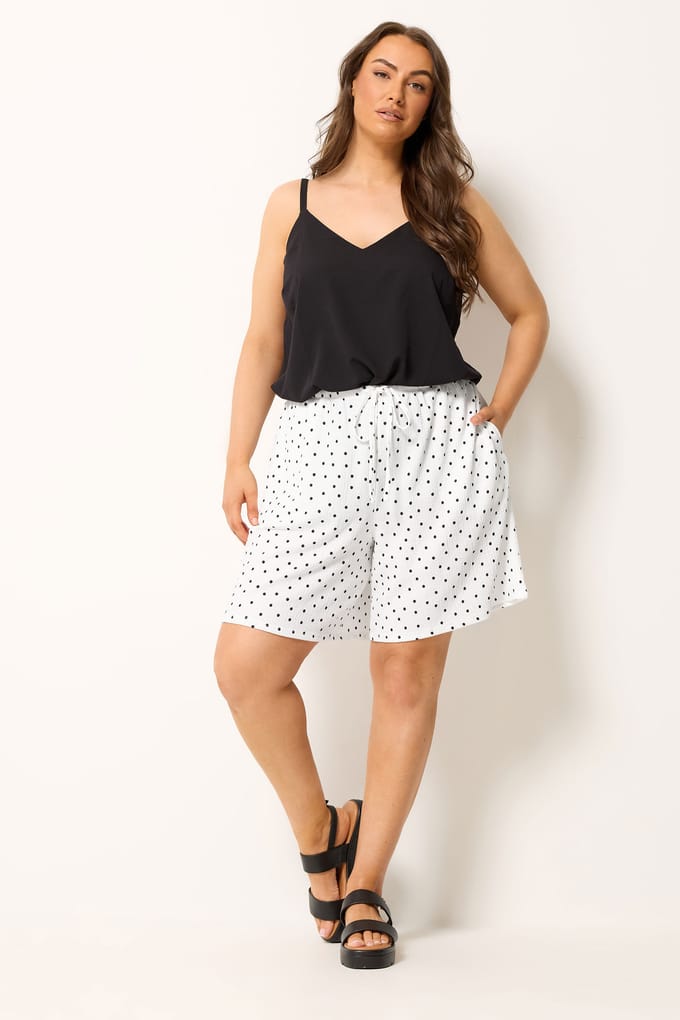 Yours Witte Shorts Met Stippen Size 50-52
