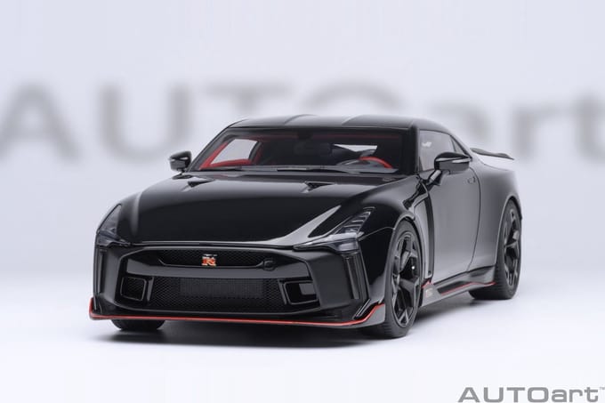 AUTOart 1/18 Nissan GT-R50 by Italdesign, black / matt black