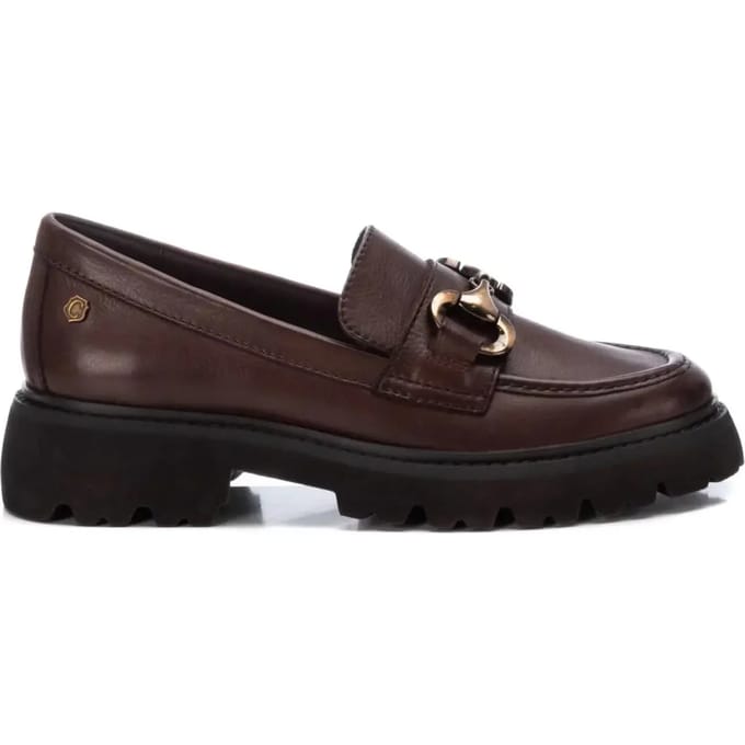 Dames mocassins met decoratieve ketting Carmela