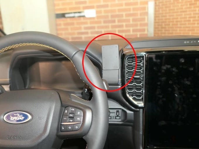 Brodit ProClip houder geschikt voor Ford Ranger 2023 - Center mount
