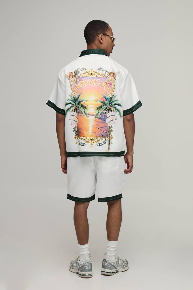 Oversized Shirt Met Korte Mouw En Short Set Met Locatieprint In Satijn | Green | Size Medium