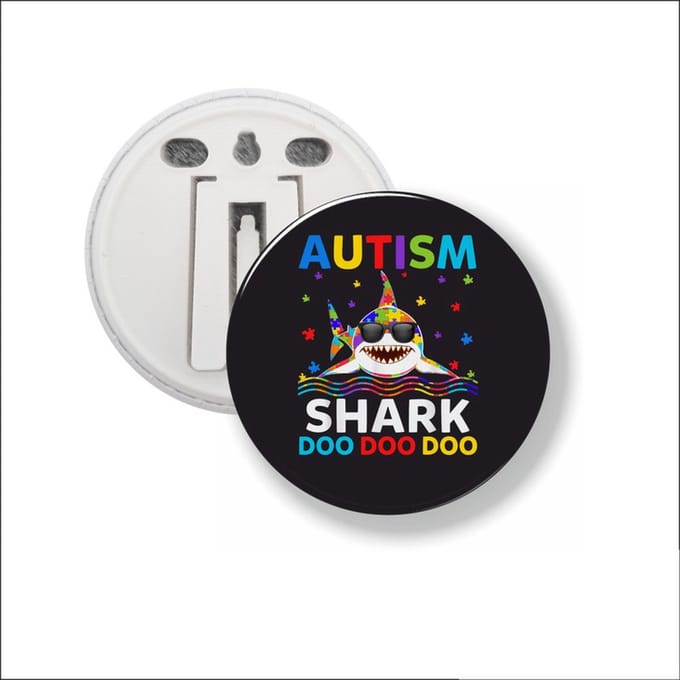 Button Met Clip 58 MM - Autism Shark