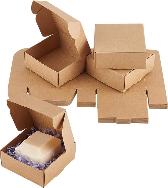 50 stuks geschenkdozen van kraftpapier voor knutselen, bruiloft en feest - 8,5 x 8,5 x 3,5 cm