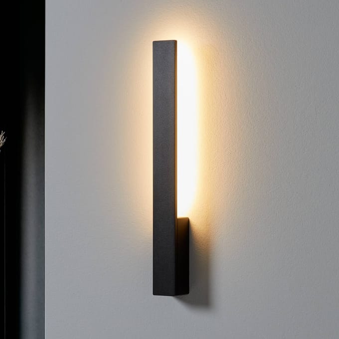 Arcchio Ivano LED wandlamp, 42,5 cm, zwart, metaal
