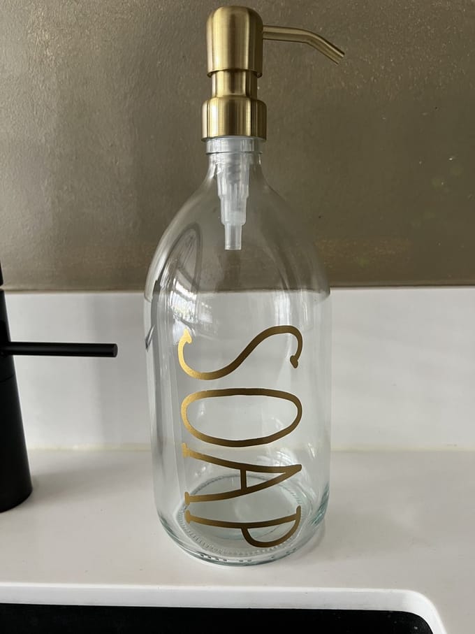 BBBLS® Design Dispenser "Soap" | Transparant Glas | 1 liter | RVS / Metaal Pomp Goud | Zeeppomp | Zeepdispenser | Zeephouder