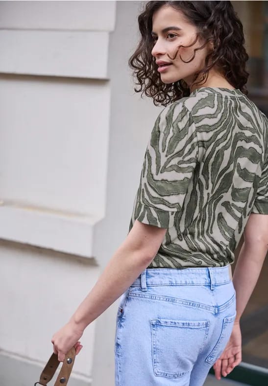 Shirt met ronde hals en pofmouwen