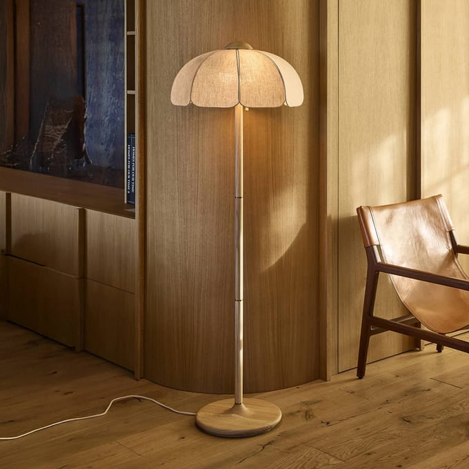 MARKET SET Vloerlamp Coquillage, linnen naturel/hout, E27