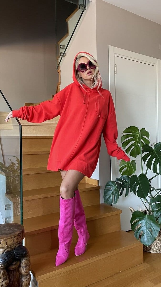 Oversized Sweater/Rood/ Designed by Sirmaza