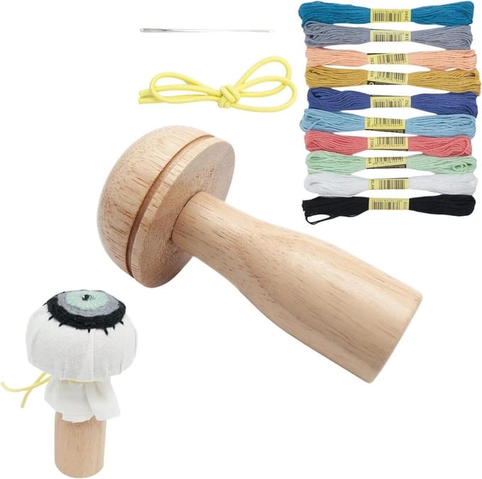 Kleding Reparatie Set - Naaisetje - Kleding Herstellen - Ergonomisch Ontwerp - 10.5 cm - Multicolor