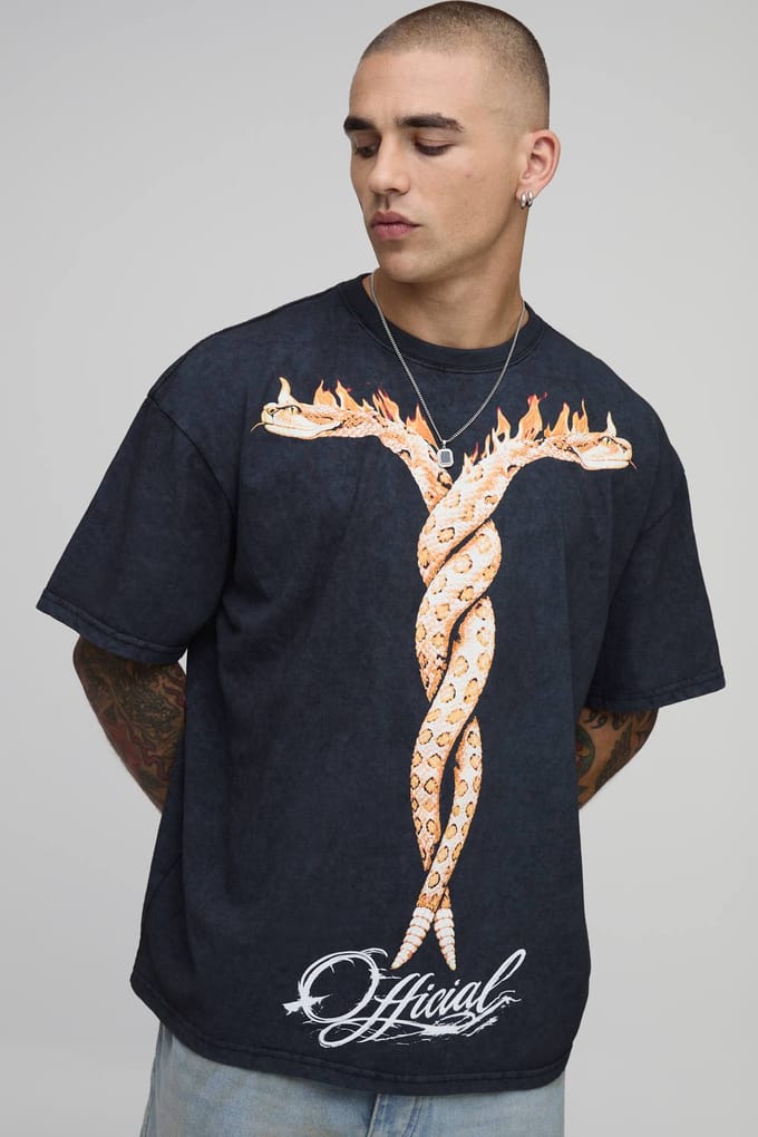Acid Black Oversized T-shirt Met Slang Vlammen Print | Acid Wash Black | Size Medium