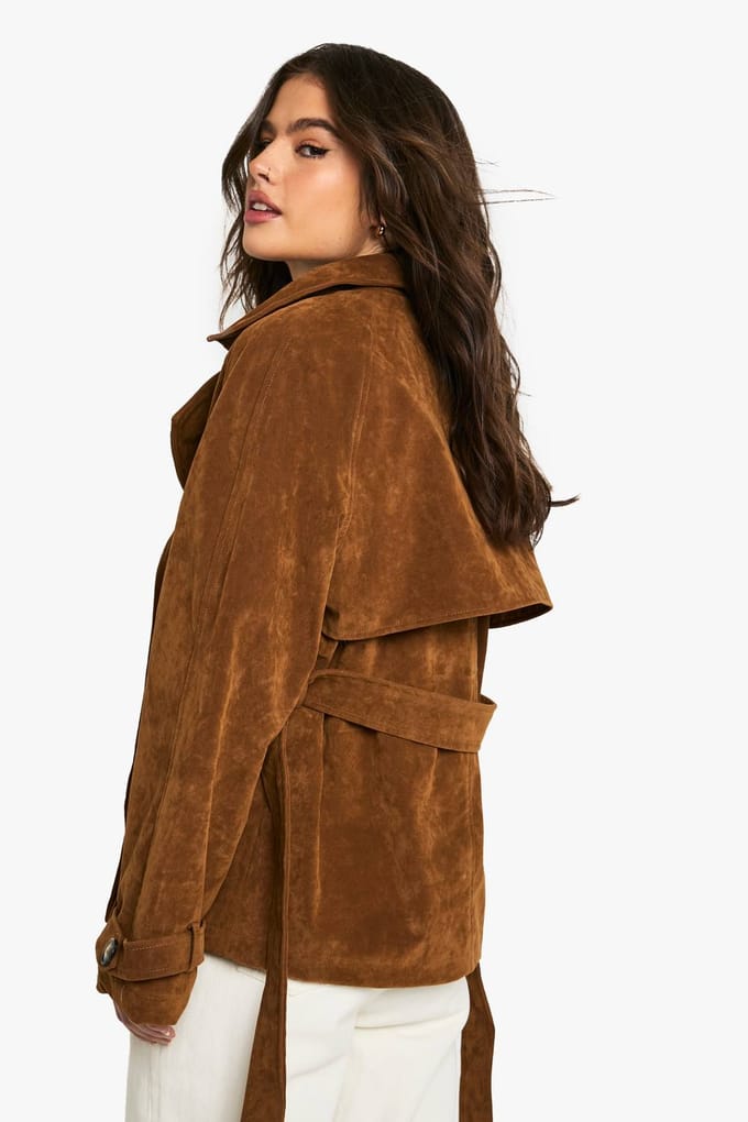 boohoo Dames Suede-look korte trenchcoat met riem | Bruin | Maat: 36