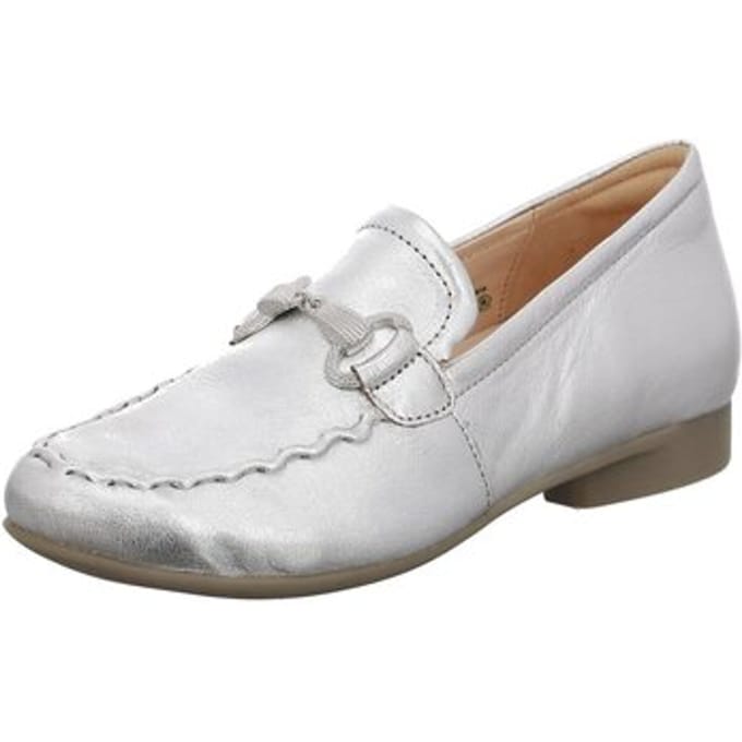 Mocassins Think -