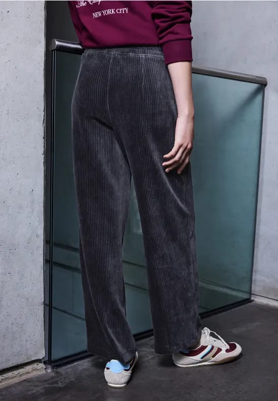 Straight Legs corduroy broek