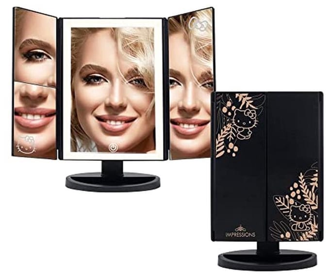 driebladige LED make-upspiegel met aanraaksensor en verstelbare panelen voor perfecte make-up