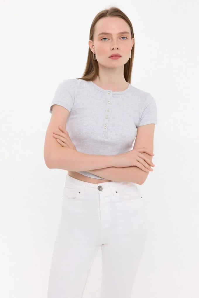 Knopjes Korte Mouwen Ronde Hals T-Shirt