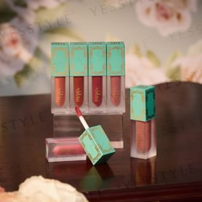 FreshO2 - Danny Beeech Collection Superstar Feather Matte Lip Clay 05 Long Island