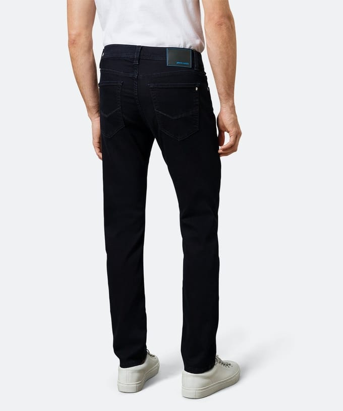 Pierre Cardin blauwe heren jeans   Rinsewash wassing   Tapered fit   5-Pocket zakken   Knoop- en ritssluiting   Duurzaam   Regular waist Blauw 31/32
