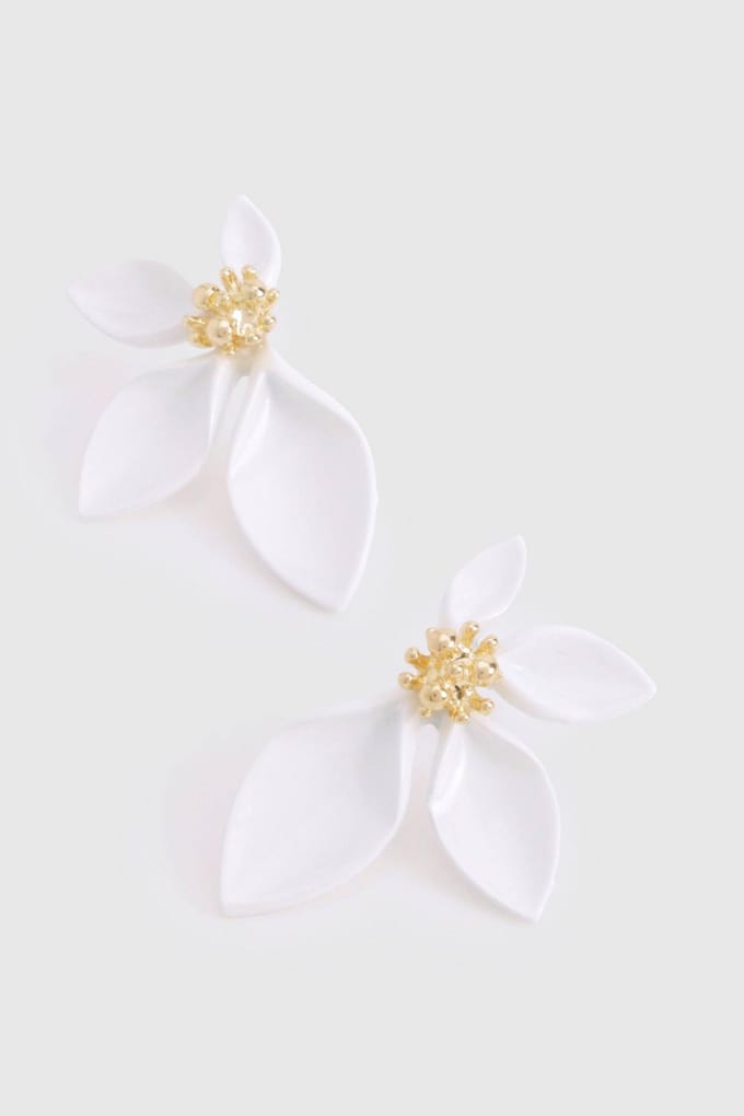 boohoo Dames Statement Bloemenoorbellen | White