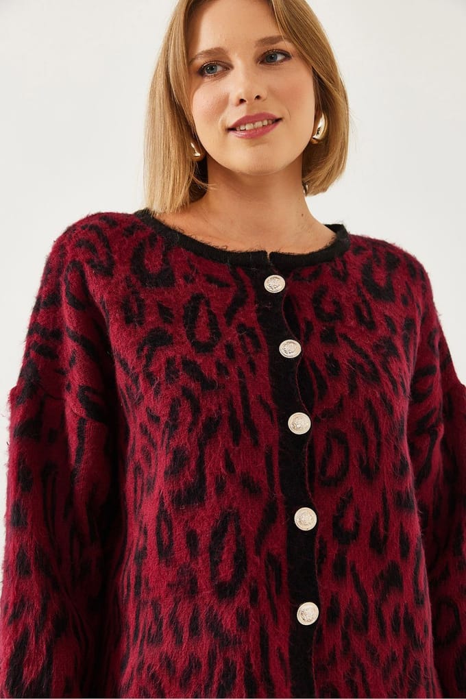 Oversized Geborduurde Brei Cardigan