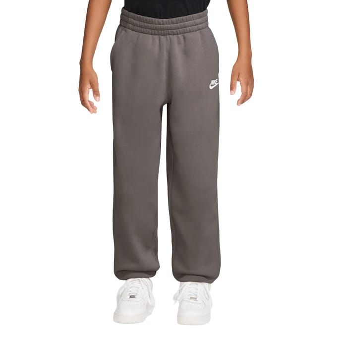 Nike Club Oversized Broeken Kinder - Bruin - Maat 128 - 137 CM
