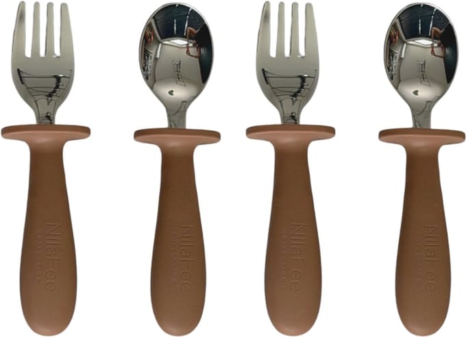 NilaFee™ Oscar - Bestekset - 4 delig - Lepel Vork - RVS - Siliconen - Kinderbestekset - Zilver - Caramel Brown