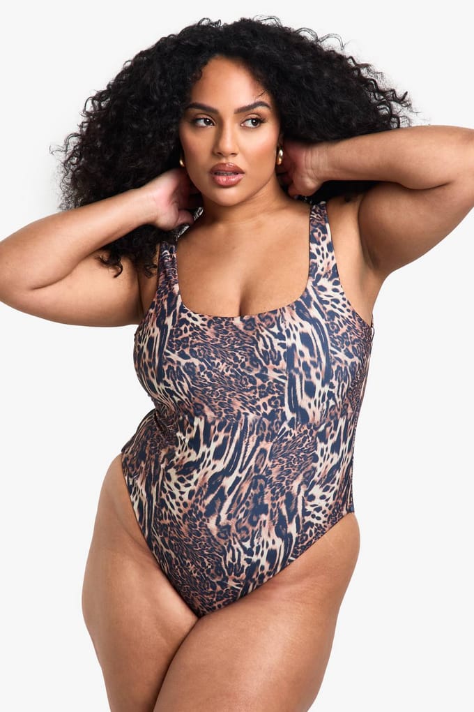 boohoo Dames Plus Swimwear Essentials Luipaard Badpak met Scoop Hals | Luipaardprint | Maat: 56
