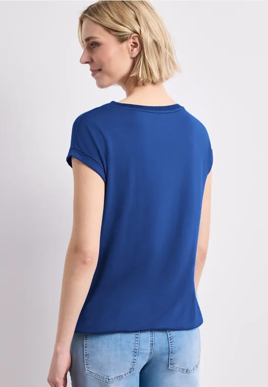 Shirt met boothals en decoratieve tape