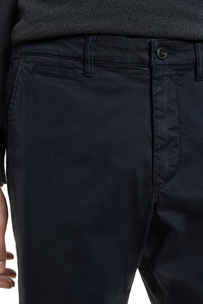 John Varvatos Johnny Flat Front Shorts Thistle Größe: 28 | Kurze Sporthosen Outlet | Herren | Violett