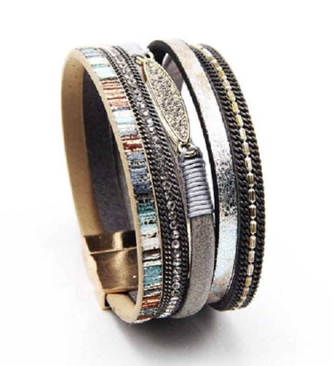 Sorprese armband - Light Day - armband dames - leer - grijs - wikkelarmband - cadeau - Model J - Sinterklaas - Kerst - Cadeau