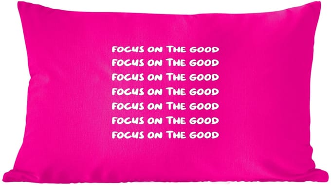 Sierkussens - Kussentjes Woonkamer - 50x30 cm - Focus on the good - Roze - wit