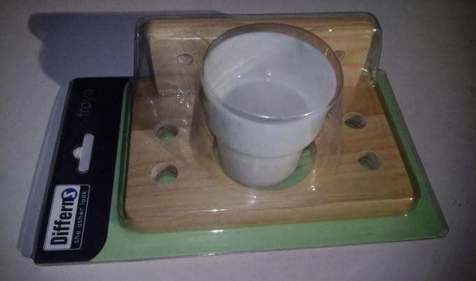 Houten Tandenborstelhouder met beker