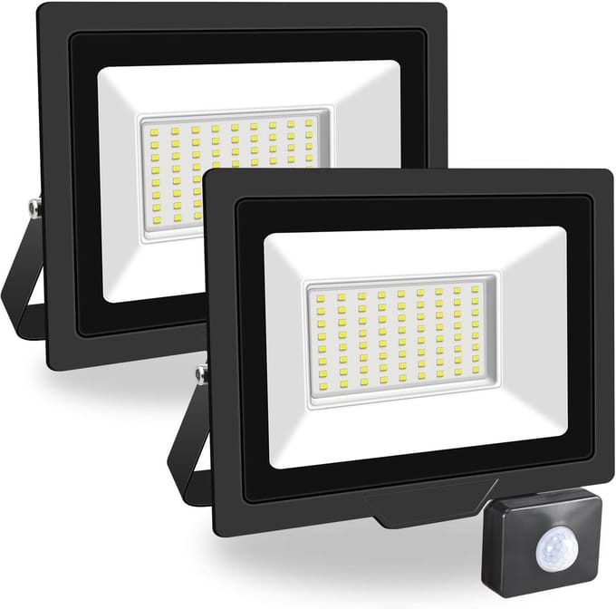 Krachtige LED Buitenlamp met Bewegingssensor (2x 50W) - Waterdicht IP66 voor Tuin en Oprit