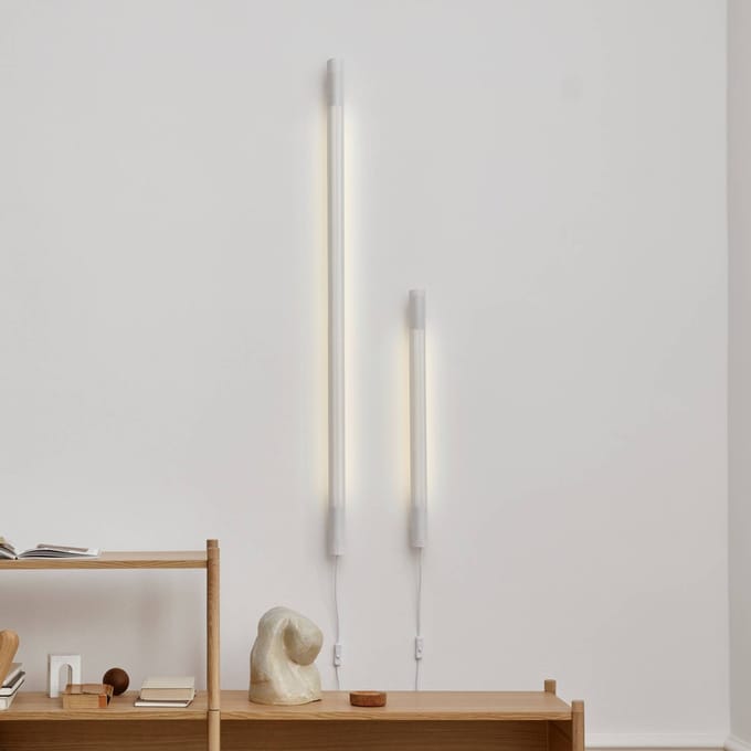 GEJST wandlamp Radent Stekker, wit, hoogte 70 cm, G13 LED