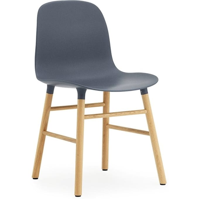 Normann Copenhagen - Form stoel met houten frame - eiken - blauw