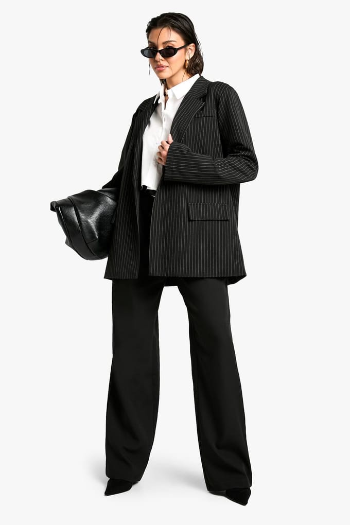 boohoo Dames Oversized Getailleerde Blazer met Streepjespatroon | Black | Maat: 8