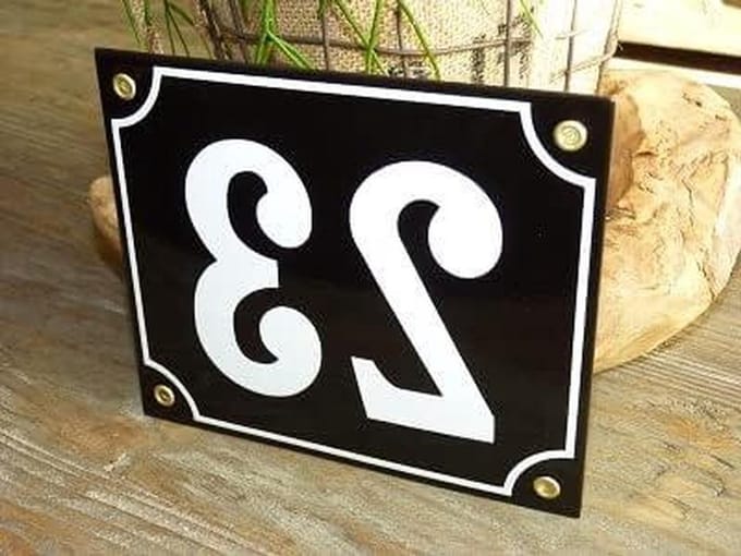 Emaille Huisnummer - Nummerbord Huis - Huis Nummering - Gebold Reliëf - 18x15 cm - Zwart